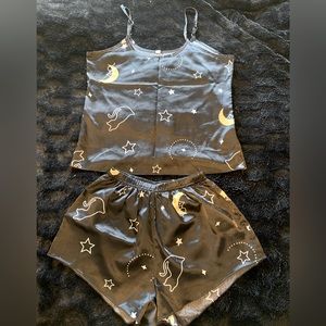 *SOLD* cat and moon pajama set 🖤🌙